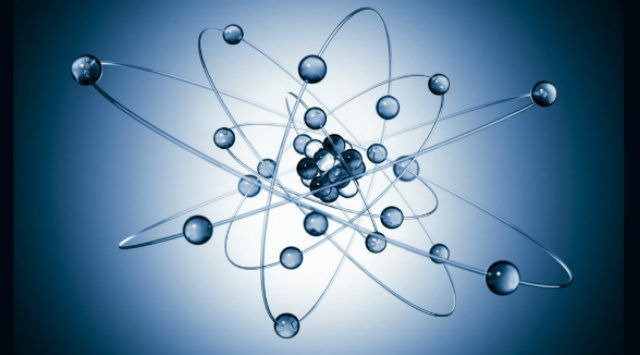 Cómo calcular los protones neutrones y electrones del átomo