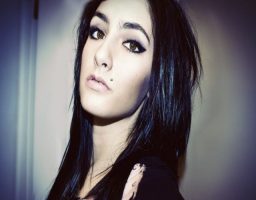 Cómo cuidar el piercing del labio superior