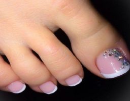 Cómo hacer uñas de gel para pies