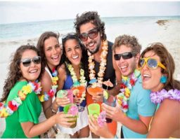 Cómo organizar una fiesta hawaiana