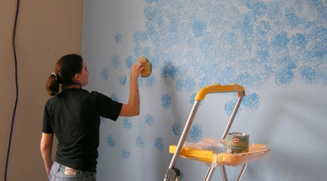 pintar paredes con esponja